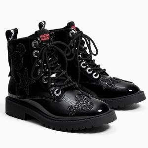 Zara x Mickey Mouse | patent boot